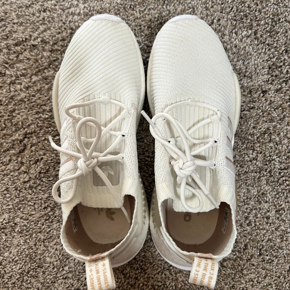 Adidas Sneakers